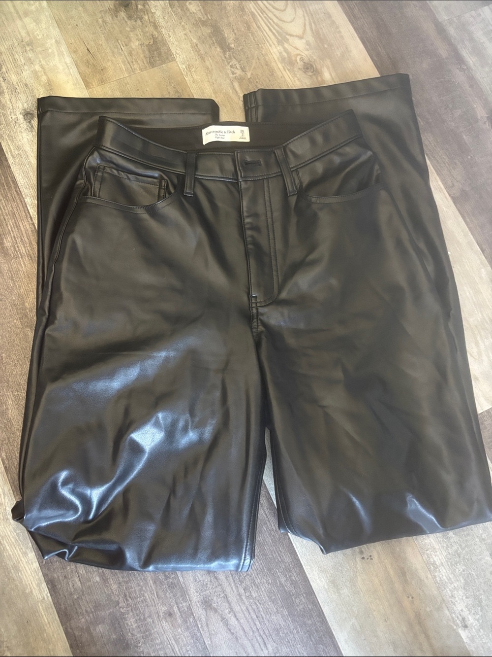 Abercrombie & Fitch Faux Leather Pants Womens 26/2 Black 90s Relaxed Curve Love - Picture 2 of 3